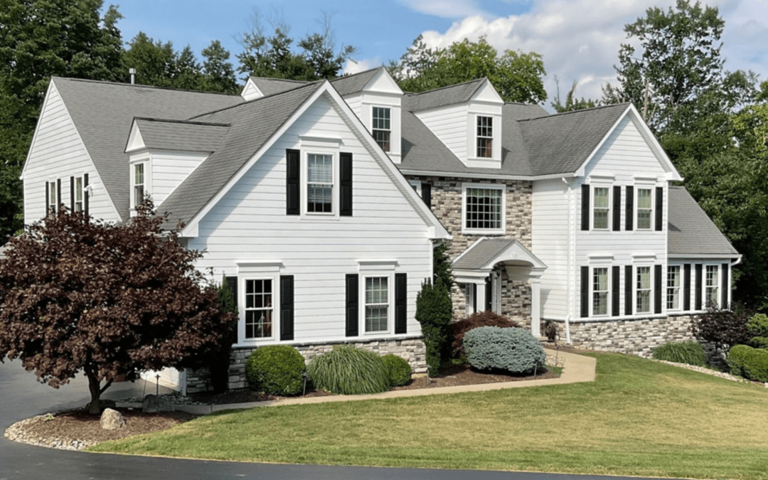 How to Pick the Perfect Siding Color for Your Home
